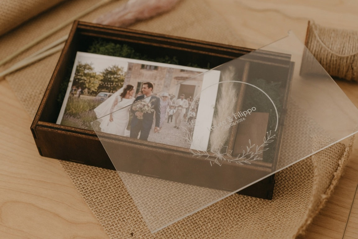 Scatola porta foto in legno noce coperchio scorrevole in acrilico trasparente con vano USB – perfetta per foto e regali